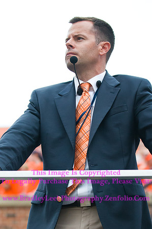 NCAA Football: Western Michigan at Illinois