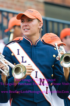 NCAA Football: Western Michigan at Illinois