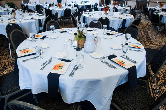 2015 Valenti Awardswww.BradleyLeebPhotography.com