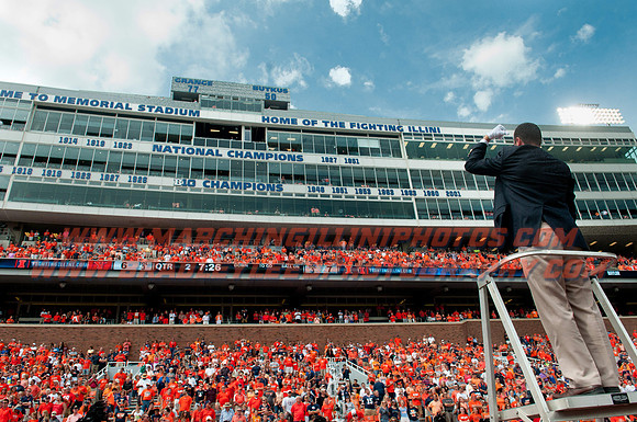 Youngstown St Illinois Football