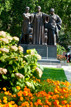 Champaign Chamber of Commerce Community Link MagazineBradley Leeb PhotographyBradleyLeebPhotography.comBradleyLeebPhotography@gmail.com217.721.9190