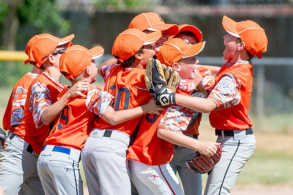 Champaign East Little League All-Stars (Borders)June 25, 2017, www.BradleyLeebPhotography.com